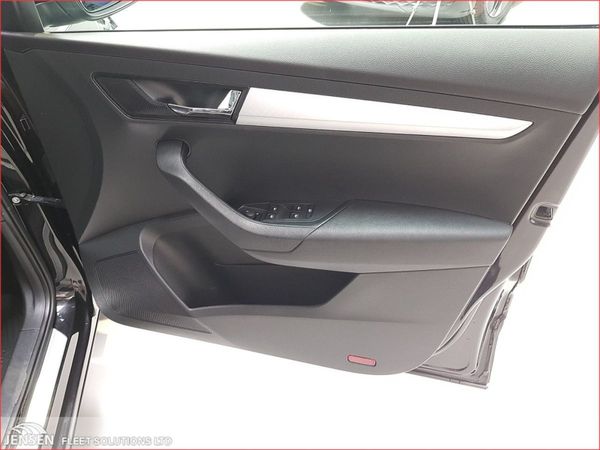Skoda Karoq 2.0tdi 115HP Ambition 6 spd 364571755