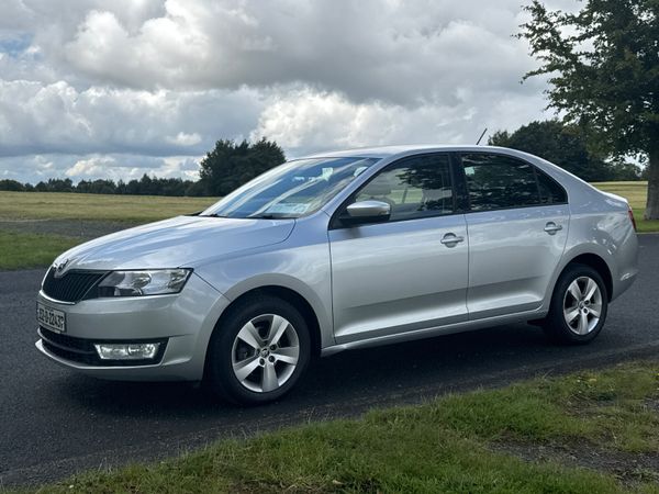 Skoda Rapid 2015 Spaceback Ambtion low mileage 364573525