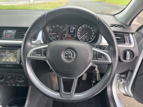 Skoda Rapid 2015 Spaceback Ambtion low mileage 364573538