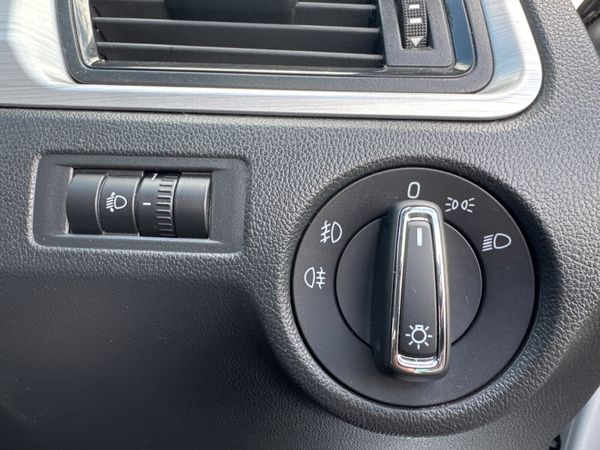 Skoda Rapid 2015 Spaceback Ambtion low mileage 364573539