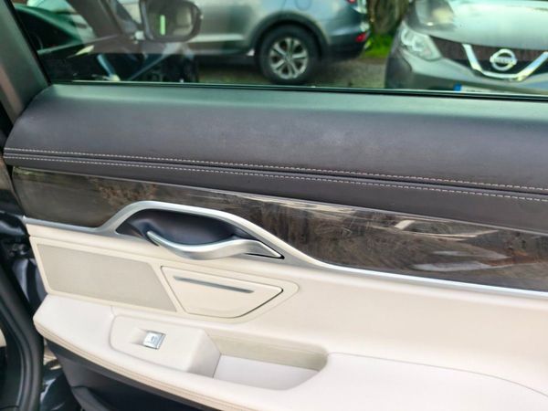 BMW 7 Series 740d Xdrive M Sport 364580989