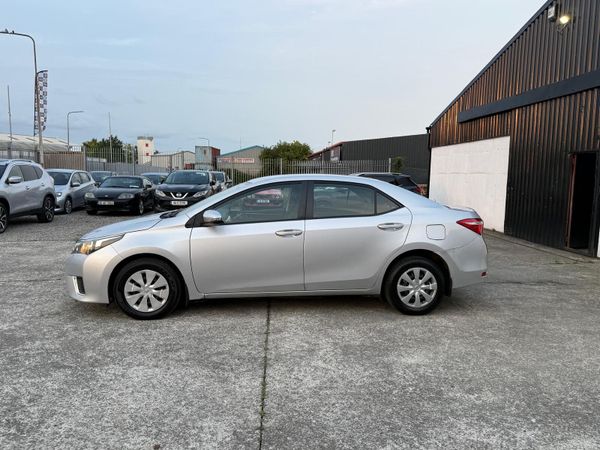 Toyota Corolla 2015 364606980