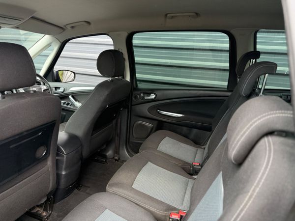 Ford Galaxy 2013 364614655