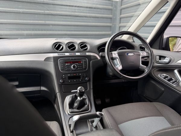 Ford Galaxy 2013 364614656