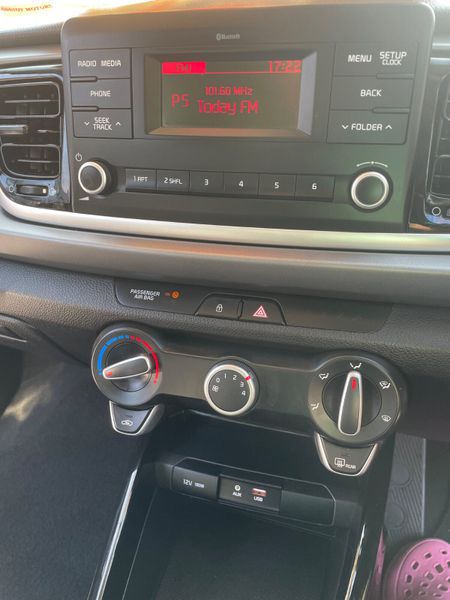Kia Rio 2018 - SPOTLESS & DRIVES LIKE NEW. 364616689