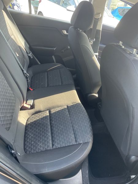 Kia Rio 2018 - SPOTLESS & DRIVES LIKE NEW. 364616692
