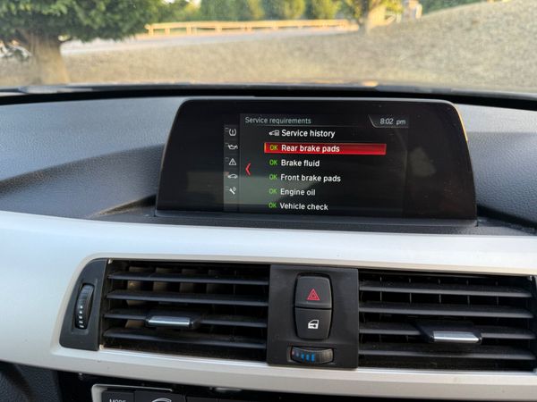 BMW 3  2018 diesel 364619186