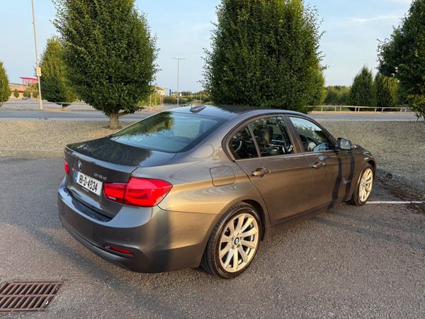 BMW 3  2018 diesel 364619181