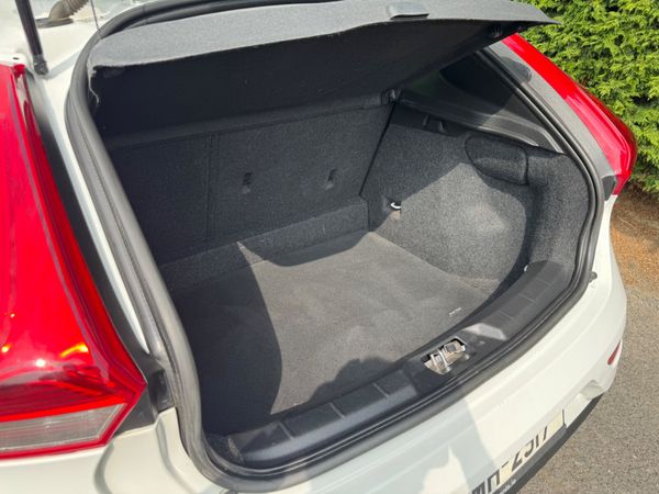 Volvo V40 2015 SE 1.6D LEATHER NEW NCT 364619222