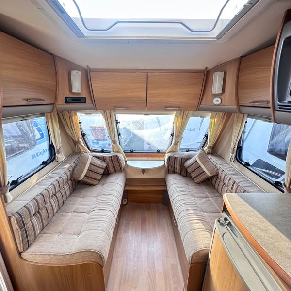 ✨STUNNING SWIFT CHARISMA 4 BERTH FIXED BED✨ 364622501