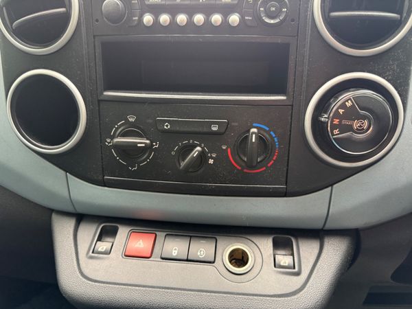 Citroen Berlingo Multispace Automatic 2013 5 Seats 364658855