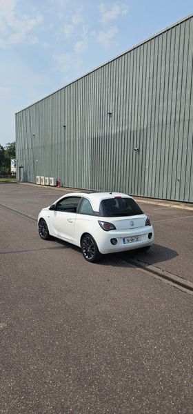 Vauxhall Adam 1.2 petrol panoramic roof 364650239