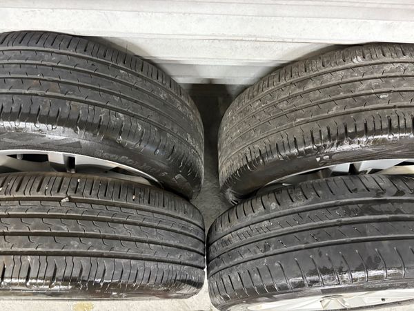 Volkswagen Golf 16” Alloys 364686468