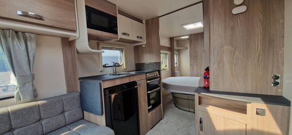 Swift Sprite Major 4SB  fixed  Bed 364691404