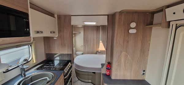Swift Sprite Major 4SB  fixed  Bed 364691410