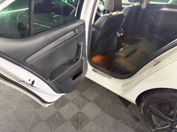 ⚪️2017 SKODA SUPERB AMBITION DSG BLACK EDITION⚪️ 364748053