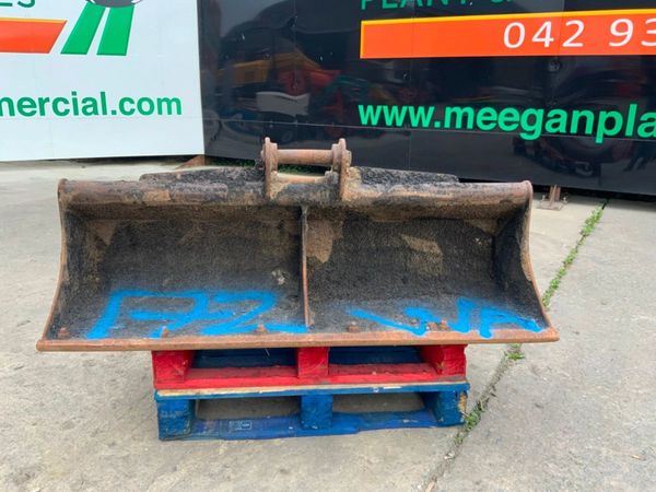 60" GRADING BUCKET......45mm PINS.....172wa. 364748889