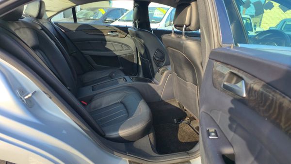 Mercedes-Benz CLS 350 Automatic 364743277