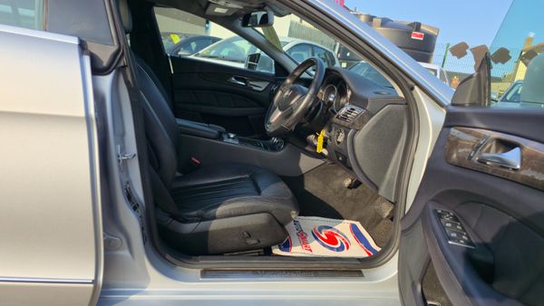 Mercedes-Benz CLS 350 Automatic 364743279