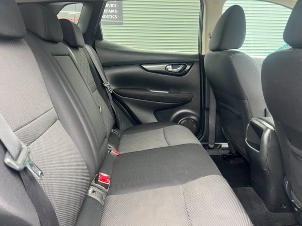 2015 (152) Nissan Qashqai Acenta Premium 1.5 DCI 364752285