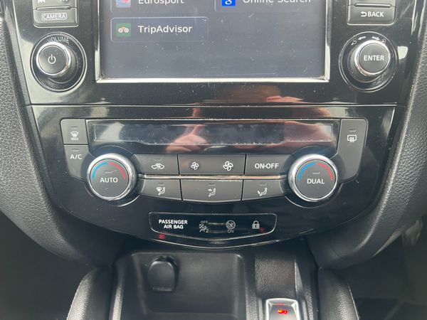 2015 (152) Nissan Qashqai Acenta Premium 1.5 DCI 364752327
