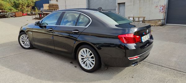 BMW 5-Series 2014 364771883