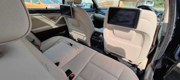 BMW 5-Series 2014 364771895