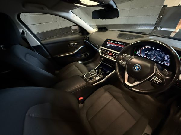 212 BMW 330e SE Pro Touring 364772886