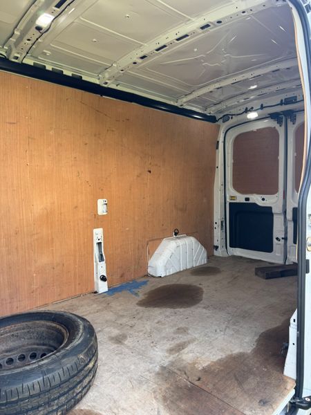 Ford Transit 2021 364773474