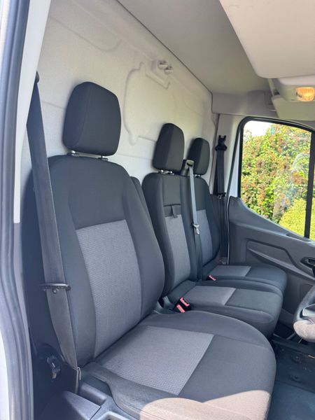 Ford Transit 2021 364773471