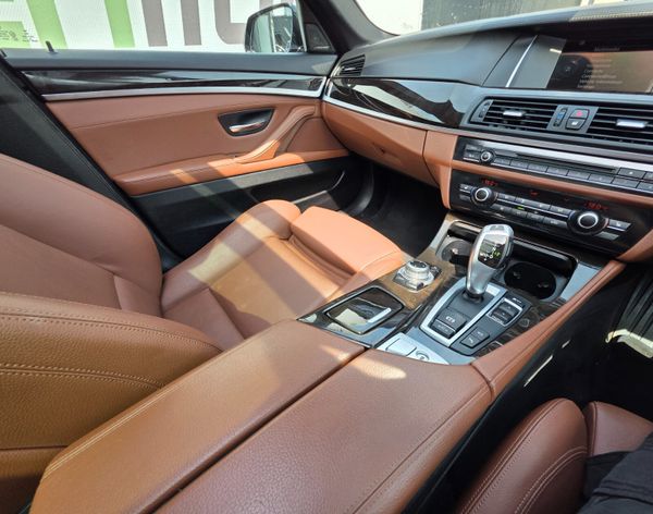 BMW 5-Series 2015 M-Sport Auto Rare Spec 364828652