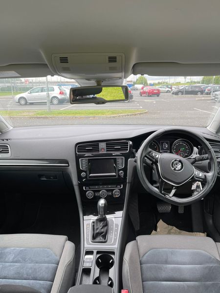 Volkswagen Golf 2014 Automatic 364854996