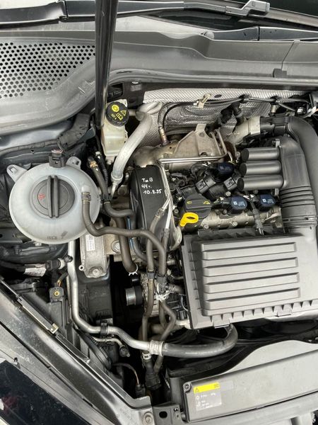 Volkswagen Golf 2014 Automatic 364855039