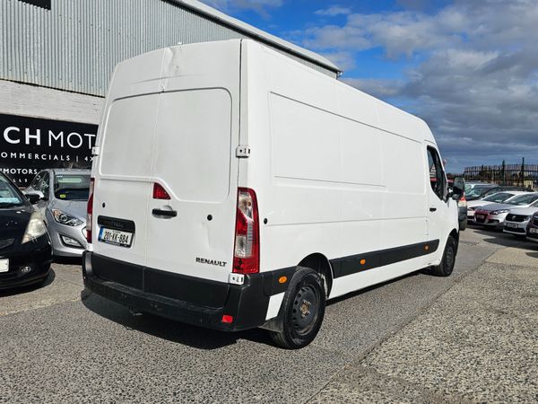 RENAULT MASTER // 04/26 DOE // PLUS VAT 364864104