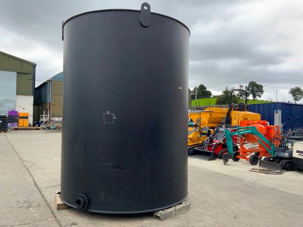 10,000lts PLASTIC WATER STORAGE TANK.....4229. 364863175