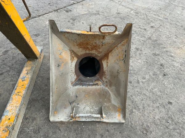 SECATOL1500lts CONCRETE SKIP / HOPPER......09-2. 364896757