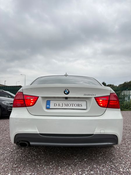 BMW E90 320i M Sport Automatic Low KM 364896805