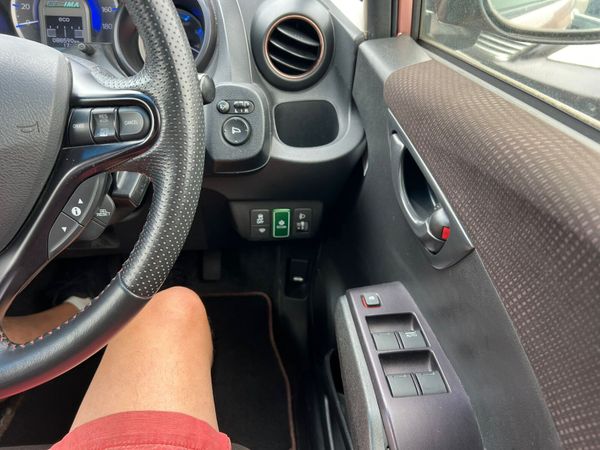 2012 Honda Fit Hybrid 364892093
