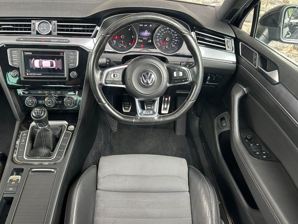 Volkswagen Passat R-Line 150BHP 2016 364903106