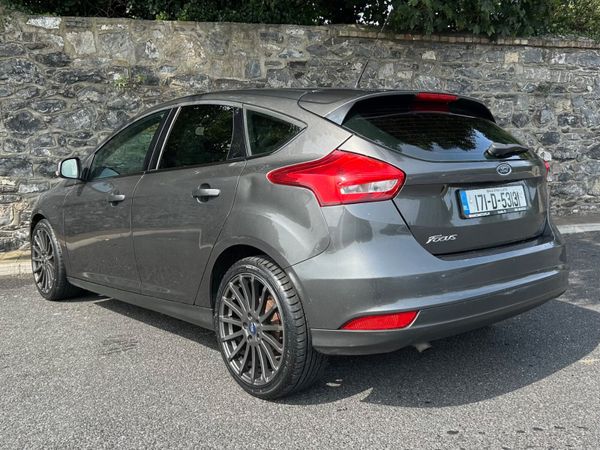Ford Focus 2017 1.5 TDCI 364911010
