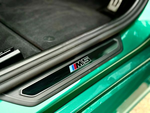 252 M5 TOURING 4.4 V8 HYBRID 727BHP 364927773