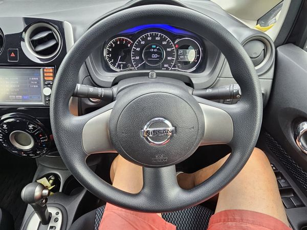 14 Nissan Note 1.2 364921376