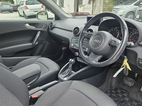 12 Audi A1 1.4 364923369