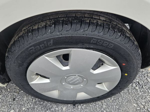 2010 Suzuki Swift Autos 364939141