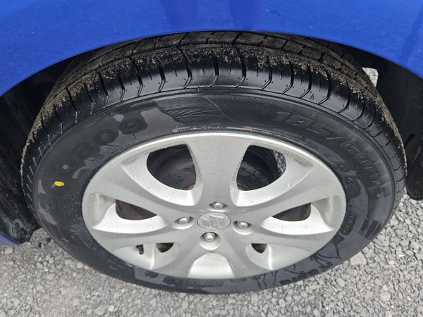 2010 Suzuki Swift  Very Low Mileage 364939770