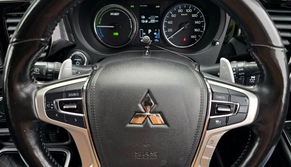 🔥 2016 Mitsubishi Outlander PHEV Intense+Automati 364944594
