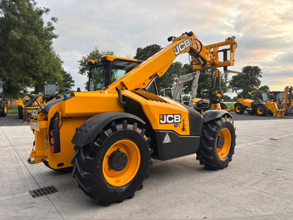 2017 JCB 526-56  AGRI PLUS 364941851