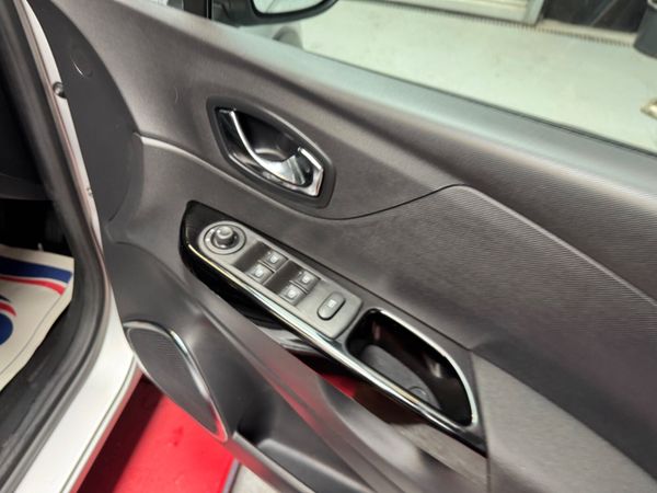 Renault Captur 2015  NCT 2027 ! 364950435