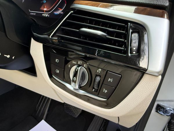 BMW 5-Series 2020 Diesel With Sunroof 364950830