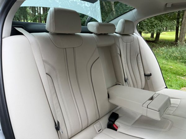 BMW 5-Series 2020 Diesel With Sunroof 364950840